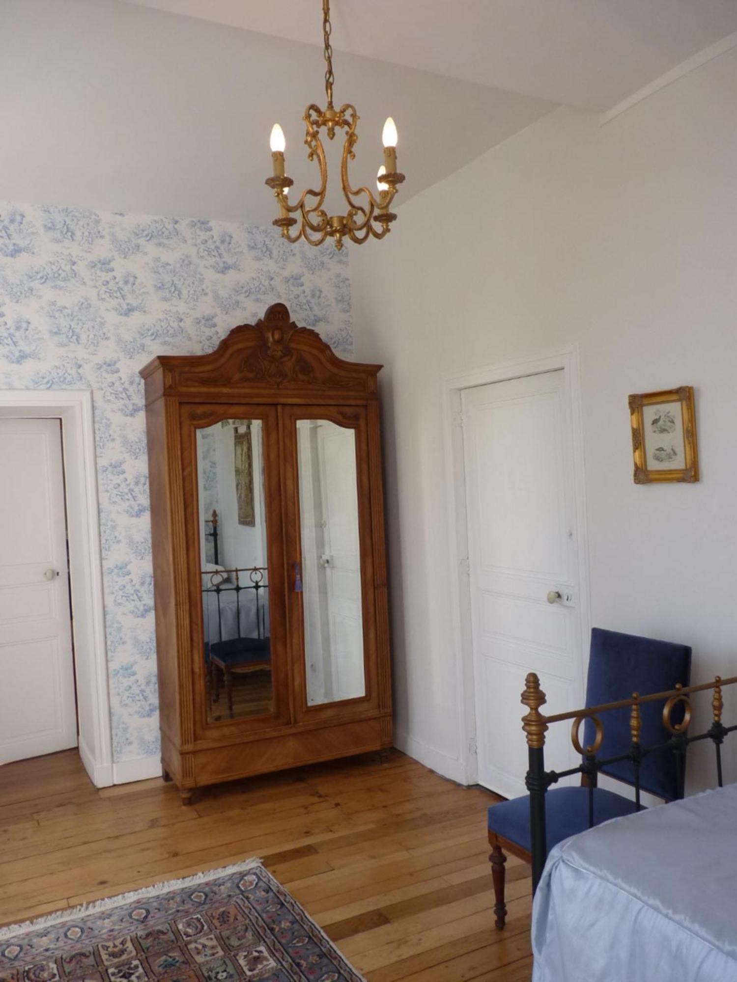 Le Clos Saint Nicolas Château-Renard 객실 사진