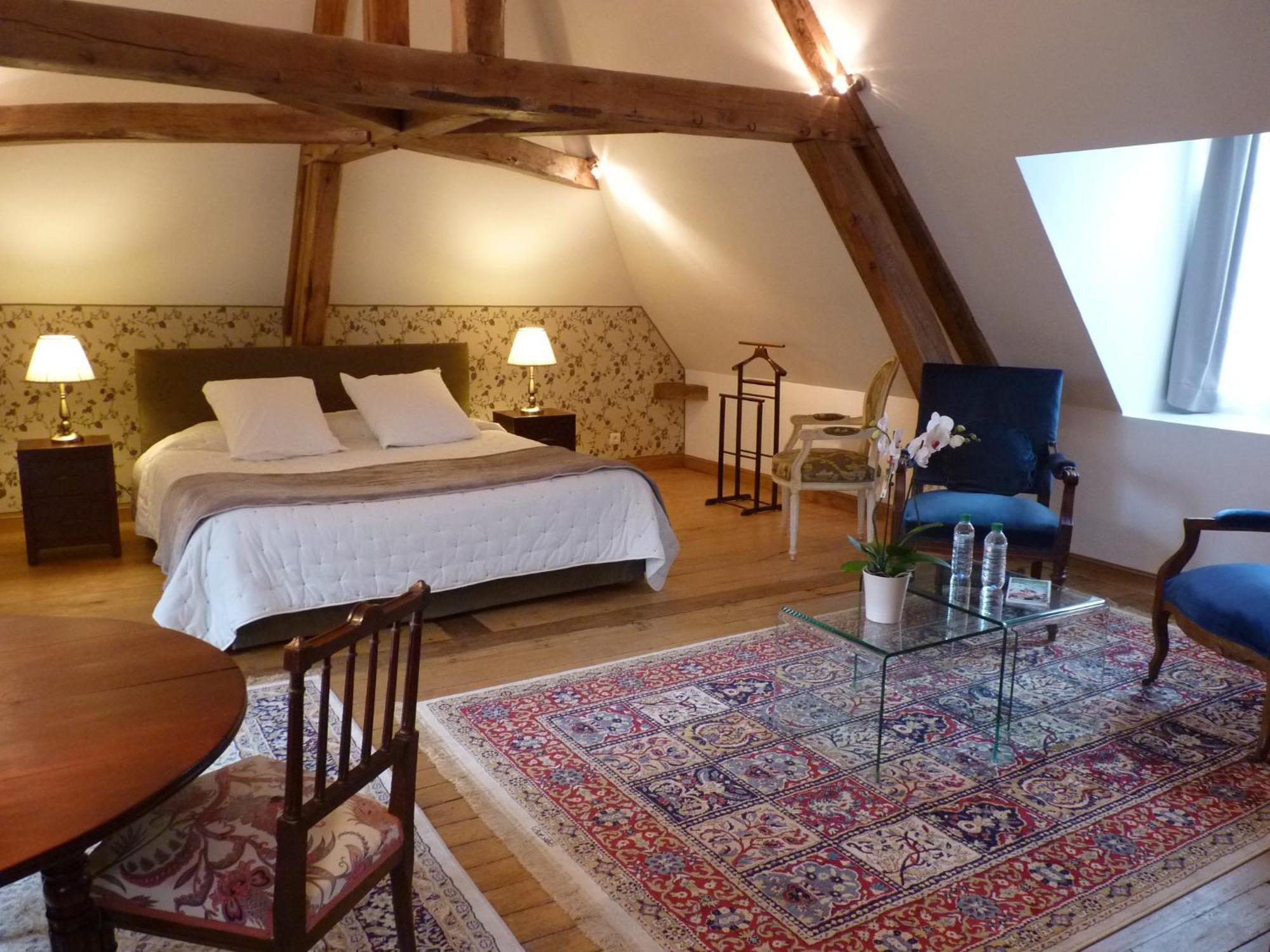 Le Clos Saint Nicolas Château-Renard 객실 사진